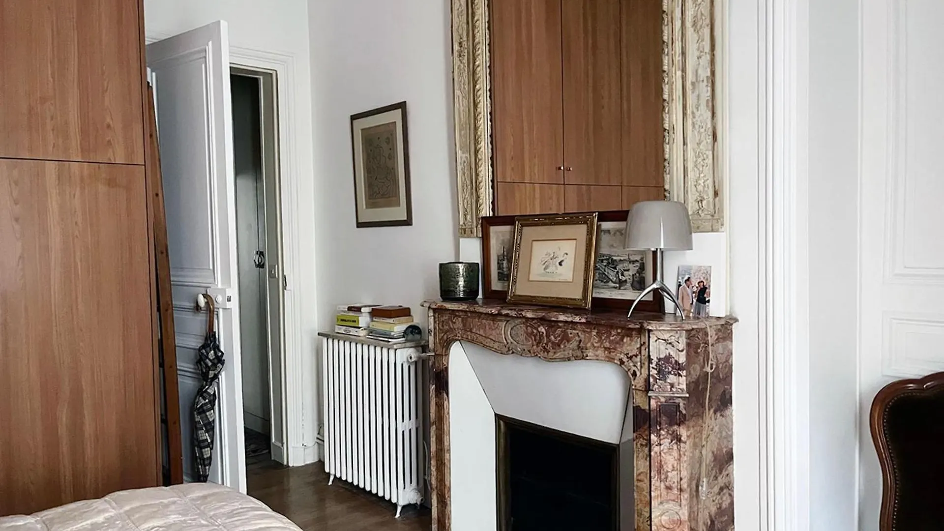 Bright And Luxurious In The Heart Of Apartment *