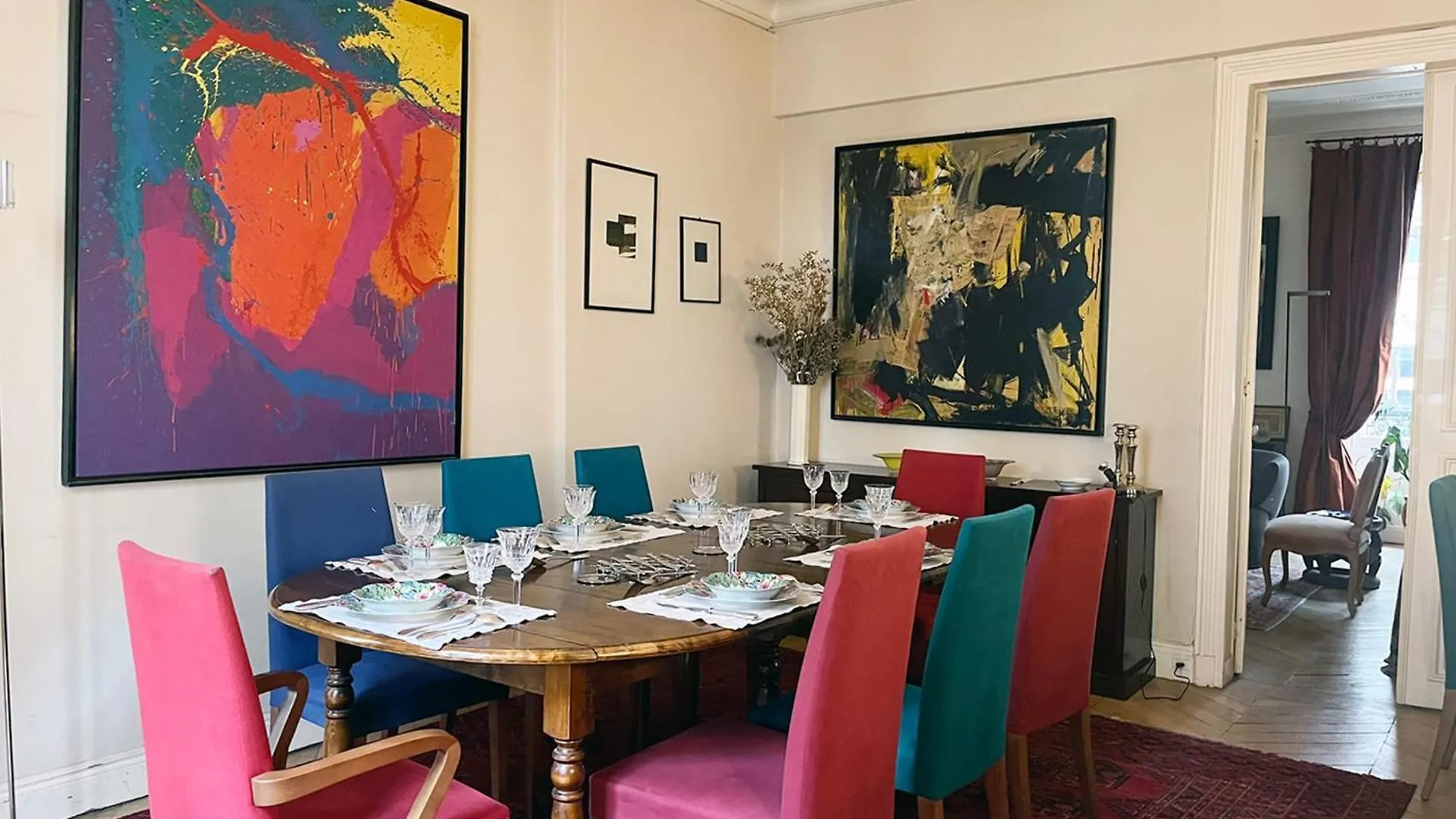Apartment Bright And Luxurious In The Heart Of Paris