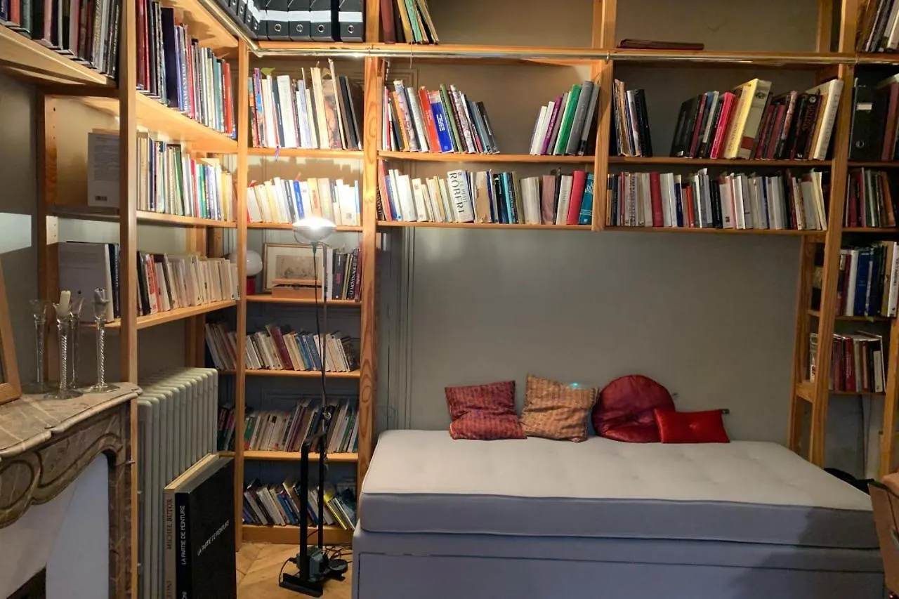 Apartment Bright And Luxurious In The Heart Of *
